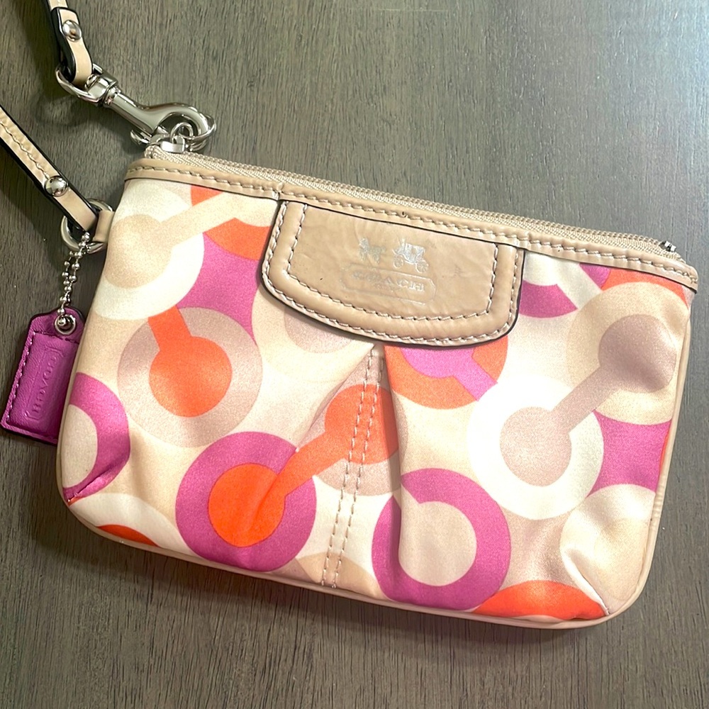 Coach Op Art Sateen Wristlet